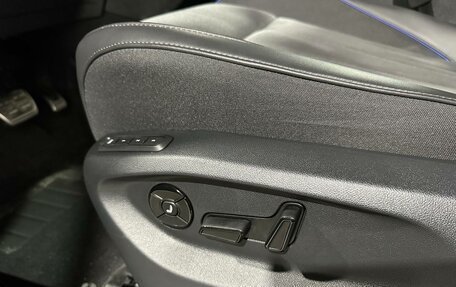 Volkswagen Tiguan, 2024 год, 4 390 000 рублей, 29 фотография