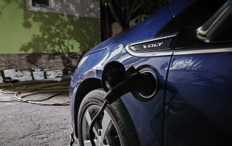 Chevrolet Volt I, 2012 год, 1 120 000 рублей, 1 фотография