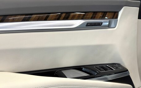 Cadillac Escalade V, 2025 год, 21 700 000 рублей, 11 фотография