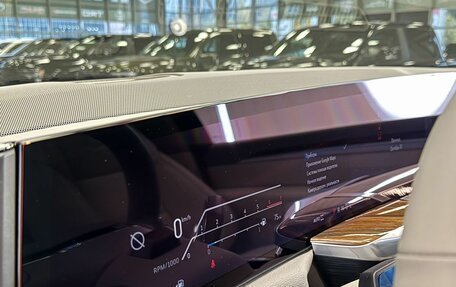 Cadillac Escalade V, 2025 год, 21 700 000 рублей, 15 фотография