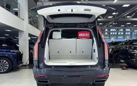 Cadillac Escalade V, 2025 год, 21 700 000 рублей, 7 фотография