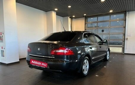 Skoda Superb III рестайлинг, 2009 год, 600 000 рублей, 3 фотография