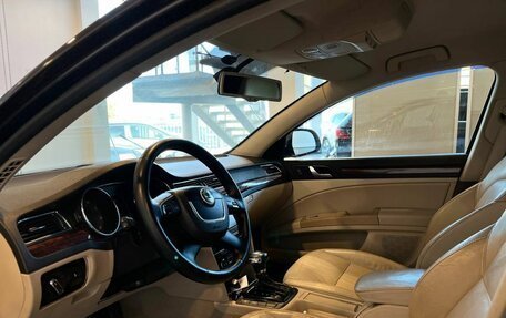 Skoda Superb III рестайлинг, 2009 год, 600 000 рублей, 21 фотография