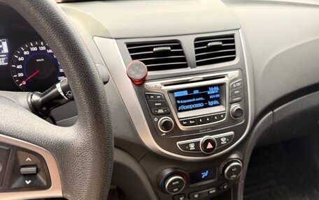 Hyundai Solaris II рестайлинг, 2016 год, 980 000 рублей, 5 фотография