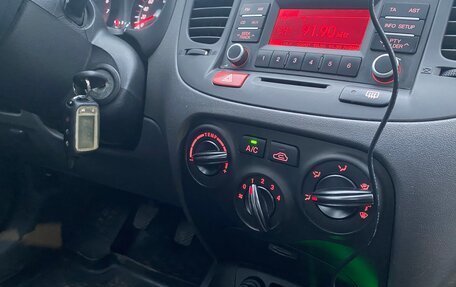 KIA Rio II, 2010 год, 490 000 рублей, 27 фотография