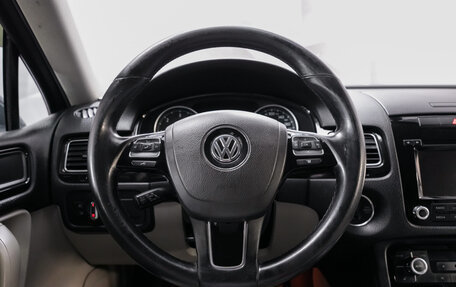 Volkswagen Touareg III, 2012 год, 1 950 000 рублей, 14 фотография