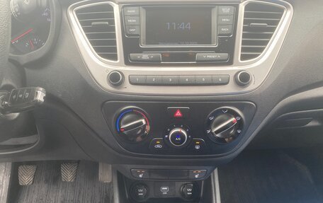 Hyundai Solaris II рестайлинг, 2019 год, 1 257 000 рублей, 10 фотография