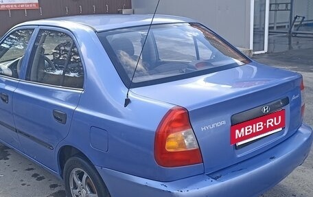Hyundai Accent II, 2004 год, 350 000 рублей, 3 фотография