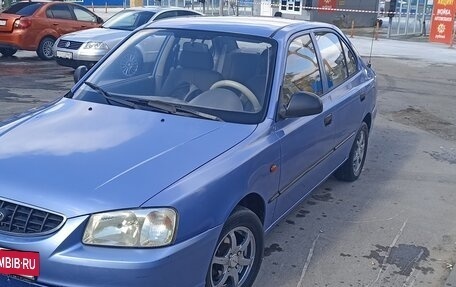 Hyundai Accent II, 2004 год, 350 000 рублей, 2 фотография