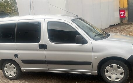 Citroen Berlingo II рестайлинг, 2011 год, 377 000 рублей, 1 фотография
