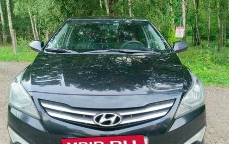Hyundai Solaris II рестайлинг, 2015 год, 1 150 000 рублей, 8 фотография