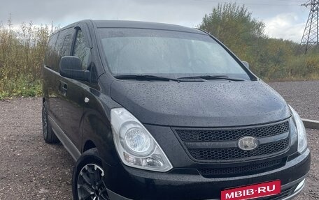 Hyundai Grand Starex Grand Starex I рестайлинг 2, 2009 год, 1 600 000 рублей, 5 фотография