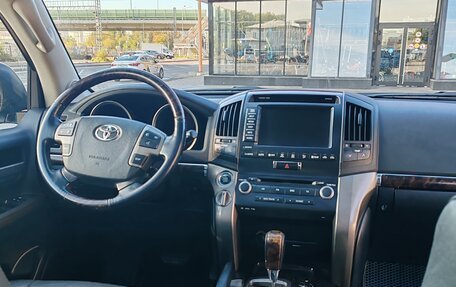 Toyota Land Cruiser 200, 2008 год, 2 850 000 рублей, 7 фотография