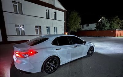 Toyota Camry, 2018 год, 2 400 000 рублей, 1 фотография