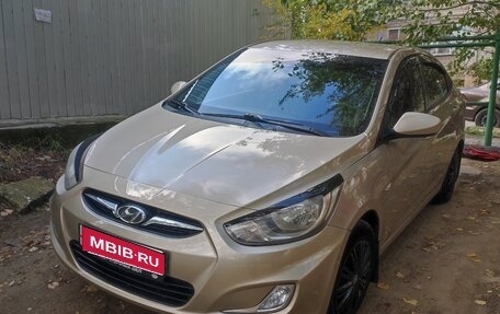 Hyundai Solaris II рестайлинг, 2011 год, 790 000 рублей, 1 фотография