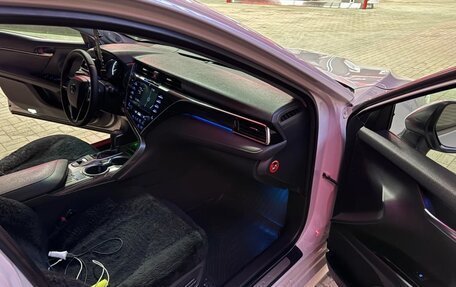 Toyota Camry, 2018 год, 2 400 000 рублей, 6 фотография