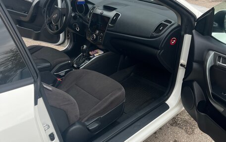 KIA Cerato III, 2010 год, 830 000 рублей, 11 фотография