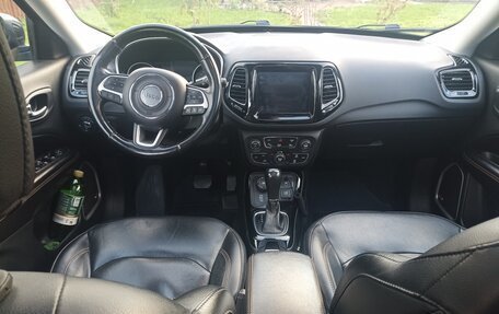 Jeep Compass II, 2019 год, 2 200 000 рублей, 6 фотография