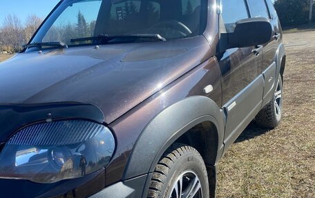 Chevrolet Niva I рестайлинг, 2012 год, 570 000 рублей, 2 фотография