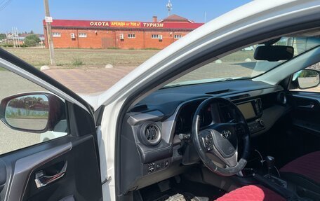 Toyota RAV4, 2017 год, 2 100 000 рублей, 13 фотография