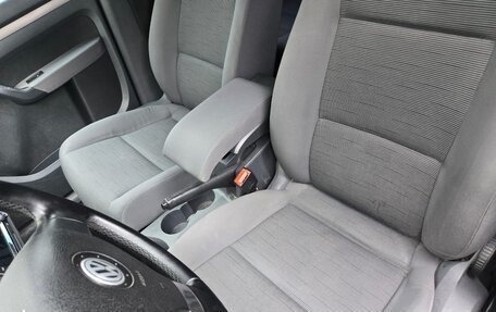 Volkswagen Touran III, 2008 год, 650 000 рублей, 11 фотография