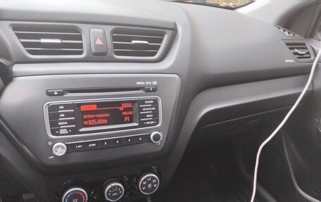 KIA Rio III рестайлинг, 2015 год, 1 200 000 рублей, 2 фотография