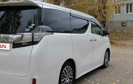 Toyota Vellfire II, 2017 год, 3 650 000 рублей, 4 фотография
