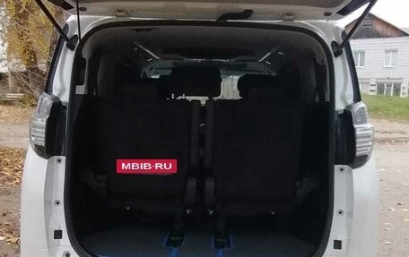Toyota Vellfire II, 2017 год, 3 650 000 рублей, 10 фотография
