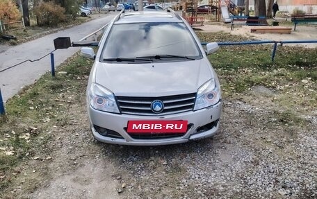 Geely MK Cross I, 2012 год, 180 000 рублей, 2 фотография