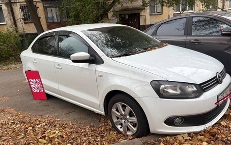 Volkswagen Polo VI (EU Market), 2014 год, 700 000 рублей, 2 фотография