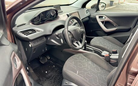Peugeot 2008 II, 2014 год, 995 000 рублей, 8 фотография