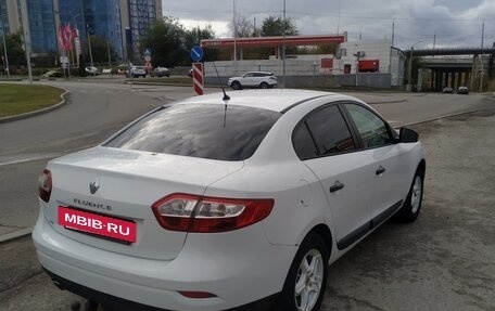 Renault Fluence I, 2012 год, 850 000 рублей, 2 фотография