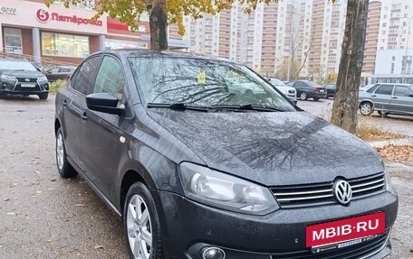 Volkswagen Polo VI (EU Market), 2011 год, 650 000 рублей, 2 фотография