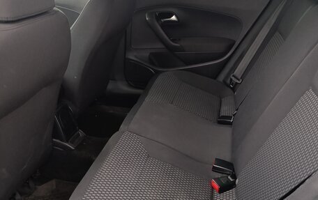 Volkswagen Polo VI (EU Market), 2011 год, 650 000 рублей, 11 фотография