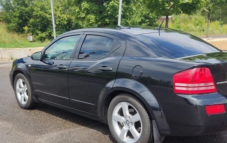 Dodge Avenger II рестайлинг, 2007 год, 750 000 рублей, 3 фотография