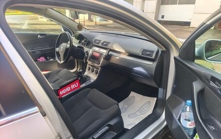 Volkswagen Passat B6, 2005 год, 750 000 рублей, 10 фотография