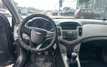 Chevrolet Cruze II, 2011 год, 730 000 рублей, 5 фотография