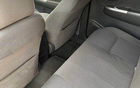 Toyota Hilux VII, 2012 год, 2 000 000 рублей, 8 фотография