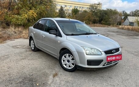 Ford Focus II рестайлинг, 2005 год, 335 000 рублей, 2 фотография