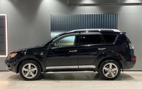 Mitsubishi Outlander III рестайлинг 3, 2008 год, 1 435 000 рублей, 8 фотография