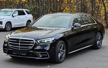 Mercedes-Benz S-Класс, 2024 год, 13 000 000 рублей, 3 фотография