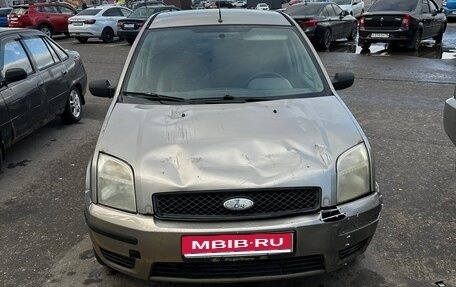 Ford Fusion I, 2003 год, 150 000 рублей, 1 фотография