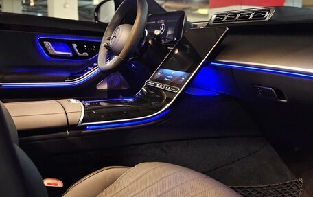 Mercedes-Benz S-Класс, 2024 год, 13 000 000 рублей, 30 фотография