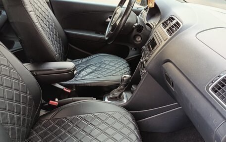 Volkswagen Polo VI (EU Market), 2015 год, 900 000 рублей, 2 фотография