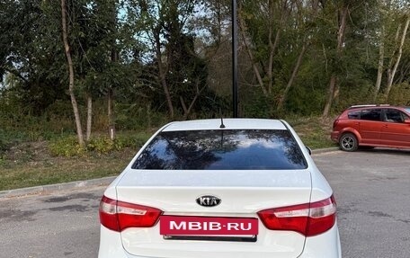 KIA Rio III рестайлинг, 2014 год, 790 000 рублей, 5 фотография