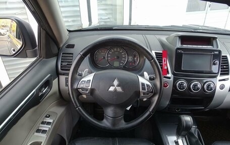 Mitsubishi Pajero Sport II рестайлинг, 2015 год, 1 650 000 рублей, 5 фотография
