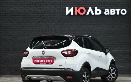 Renault Kaptur I рестайлинг, 2017 год, 1 620 000 рублей, 6 фотография