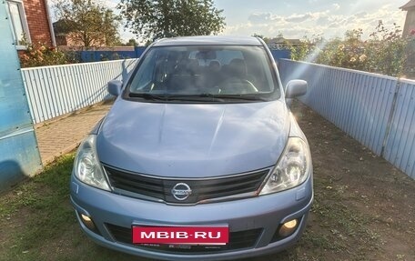 Nissan Tiida, 2011 год, 850 000 рублей, 9 фотография