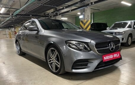 Mercedes-Benz E-Класс, 2019 год, 4 050 000 рублей, 4 фотография