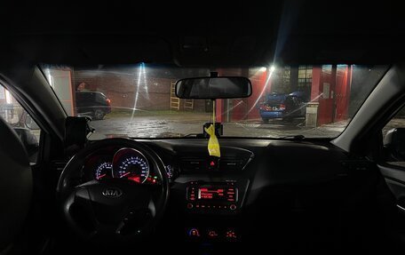 KIA Rio III рестайлинг, 2016 год, 630 000 рублей, 9 фотография